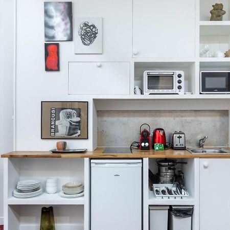 Guestready - Artist Loft With A Vertical Garden باريس المظهر الخارجي الصورة